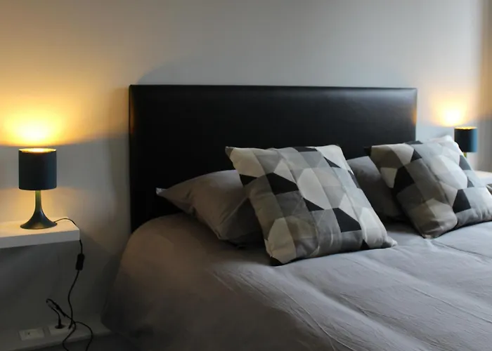 Apartmán A : 2 Ch, Cuisine Equipee, Proche Commerces Et Activites - Fr-1-584-105 *